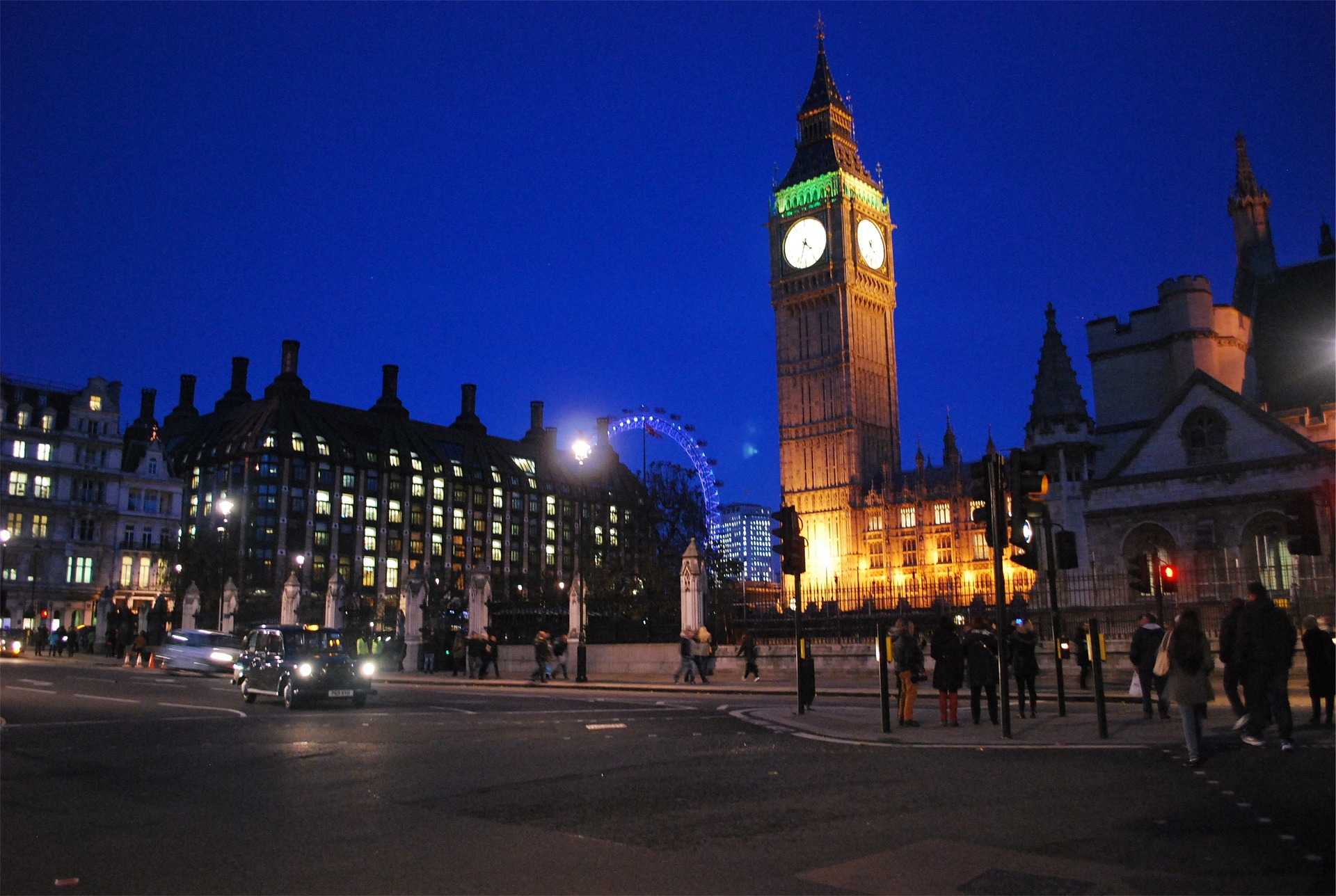 Big Ben at night